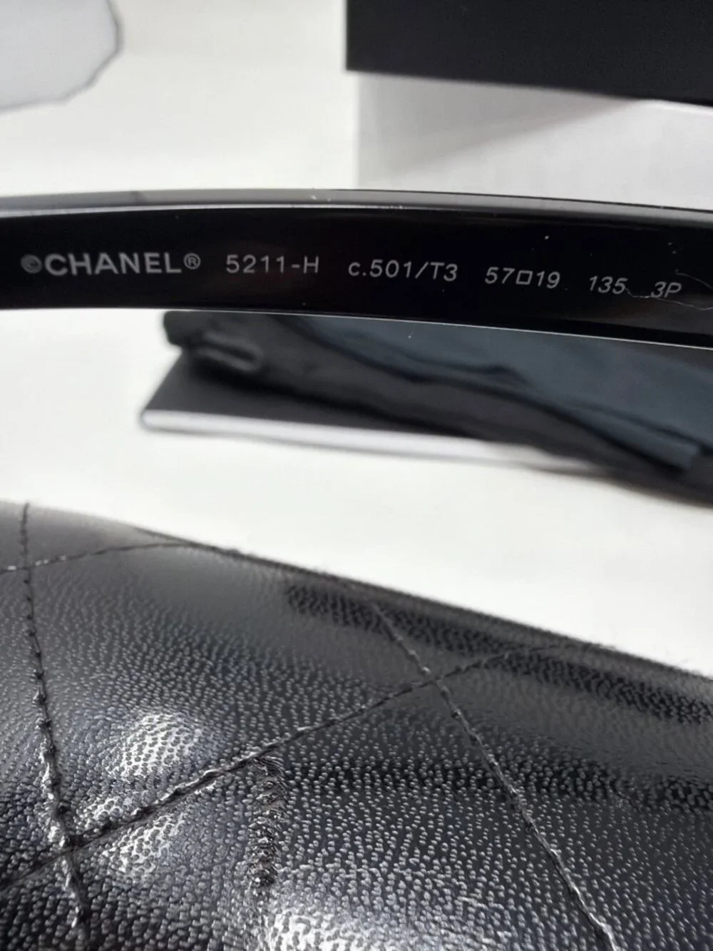 CHANEL CH5211-H Pearl CC Polarized Oversized Black Sunglasses Italy 57mm